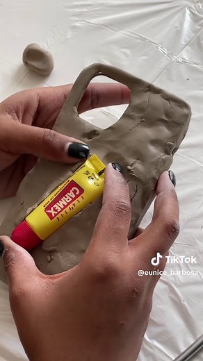 Recreating Rhode Phone Case in Clay: A Dream Case Tutorial