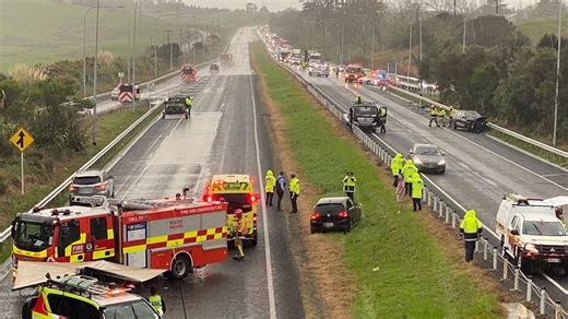 One dead after serious crash on Waikato Expressway, State Highway 1 now reopened at Hampton Downs