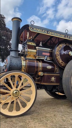 Huge Traction Engine #tractionengine #steam #steamengine #heavymachinery #steampower #steampowered