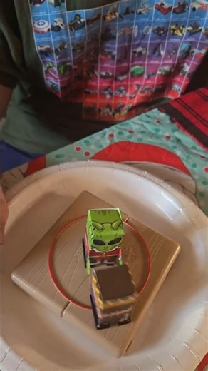 Hex bug sumo wrestling toys with battlebots