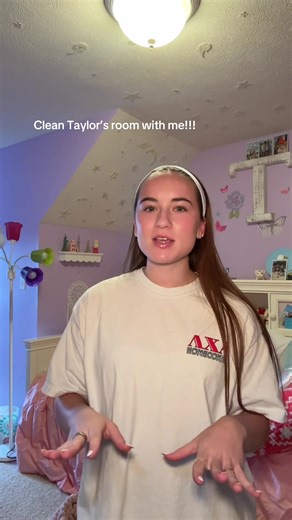 Hopefully she loves it!!! #foryoupage #fyp #clean #cleantok | Room Cleaning