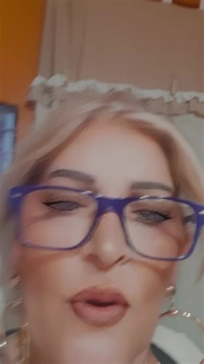 Video di Anna Esposito (@anna.esposito932) con Vulesse faticà - Mimmo Rocco