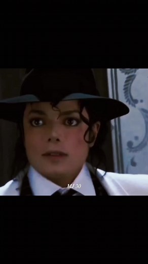 Michael Jackson Xscape Performance