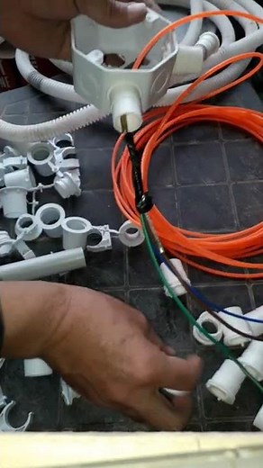Conectores Eléctricos una pieza importante en la instalación eléctrica