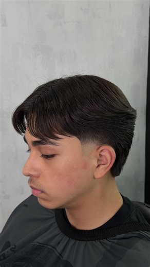 Middle part flow 🌱💫#chicagobarber #fyp #midtaper #flow | Middle Part Flow Hairstyles