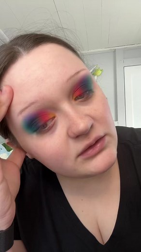 linsmakeuplooks on TikTok