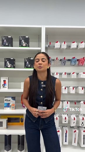 iPhone AirPods 4 = match perfecto ❤️🎧 💳 Hasta 48 meses sin intereses con BAC Credomatic. 📍 Solo en iShop