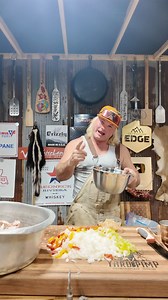 Stalekracker's smothered greens!!! One of my favorite times of year when the garden is full of fresh greens!! No matter if it’s turnips, mustards, or collards they going to be fire dude!!! #greens #soulfood #cajun #food #cajunrecipes | Stalekracker