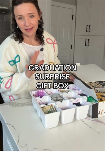 They get to pop open 12 graduation gift surprises! How fun is that!?! #graduation #graduationgift #graduation2026 #graduationgiftideas