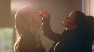 Morgan Wade Gets ‘Real Housewives’ Star Kyle Richards to ‘Fall In Love With Me’ in Steamy New Video: Watch