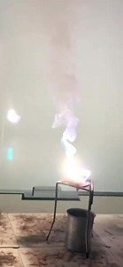 Science is cool 🤯🔥 #Chemistry #Explosion #Flame #Fire #Chemical #DontTryThisAtHome #Science #STEM #Experiment #ClassroomExperiment #Laboratory #LaunchPrize #SchoolScience #ClassroomScience | ChemClub