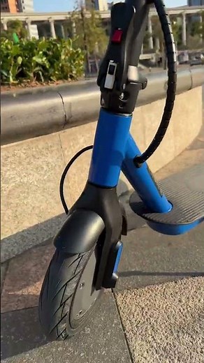 V9 Pro Electric Scooter ⚡ Design & Details
