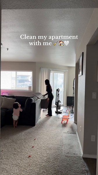 Cleaning My Apartment: Weekend Reset Routine