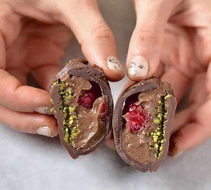 The Best Avocado Chocolate Mousse