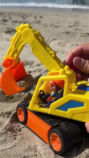 Blippi's Summer Sand Castle 🪣☀️ Excavator Building Time!