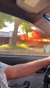 Un bus de transporte público que cubre la ruta Masaya - Managua tomó fuego frente al hospital Manolo Morales. El bus placas de Masaya 022 era conducido por el ciudadano Luis Carlos Muñoz García de 33 años, quien refiere se le recalentaron las fricciones traseras a la unidad que conducía. Los 45 ocupantes de la unidad lograron salir a tiempo sin que ninguno resultara afectado por las llamas. | La Voz del Norte