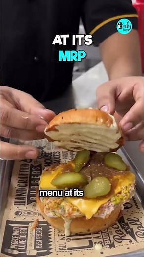 Gourmet Burgers At ₹12 in Mumbai | Curly Tales #shorts