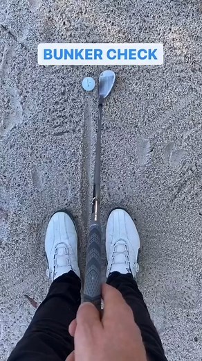 BUNKER BASICS YOU NEED⤵️ 👉🏻 Tag a mate who needs this golf lesson | GOLF COACH TIP