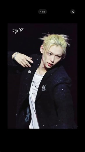 First vid pov: you open my camera roll #straykids #skz #stay #felix #leefelix #pov #cameraroll