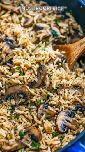 Mushrooms sliced. Sauté with butter, onion, garlic, then stir in rice. Simmer with broth for 15 minutes and rest 10. This mushroom rice is rich, buttery, and deeply savory with fluffy grains and golden, meaty mushrooms. Ingredients ➤ 1 ½ lbs mushrooms, cleaned and sliced ➤ 2 tbsp olive oil ➤ 3 tbsp vegan butter, divided ➤ 1 small onion, finely diced FULLL Recipe in First Cօʍʍеոτ 👇👇 | Nessy Recipes