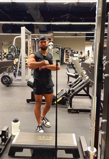 Alex Guzman (@alexguzman_lifts)’s videos with original sound - ame