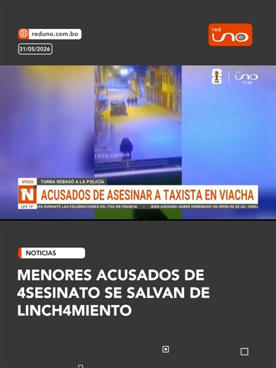 #NtvInforma I Tensión en Viacha. Una turb4 enardecida rebasó a la policía y sacó de las celdas judiciales a tres menores de edad, principales sospechosos del 4sesinato de un taxista cuyo cuerpo fue hallado en un río de la zona de Santa Bárbara. Los adolescentes fueron 4gredidos físicamente y trasladados a la plaza principal, donde pretendían ser linch4dos. ▶ Más detalles en www.reduno.com.bo #RedUno #RedUnoDigital #Notivisión #NTVInforma #Bolivia #Viacha