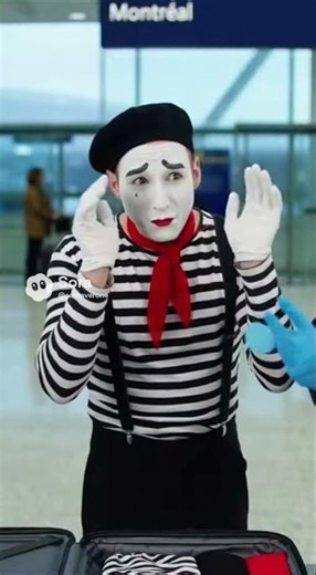 a mime at airport 2