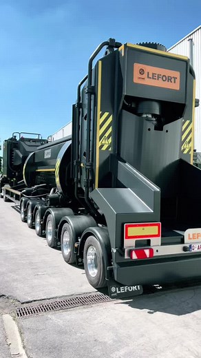 Lefort mobile shear #scrapmetalrecycling #megachine #scrapshear #recyclingmachine