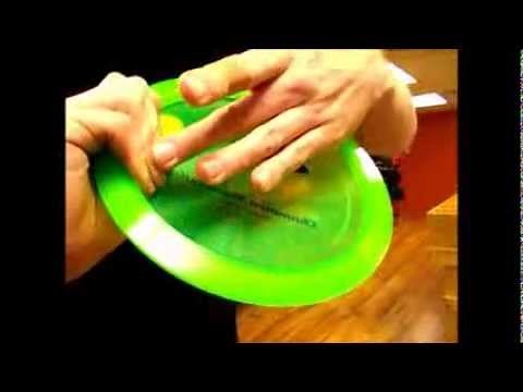 Disc Golf Beginner Tips: Gripping The Disc