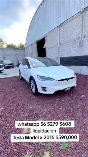 Tesla Model X 2016 90D en Liquidación por $590,000