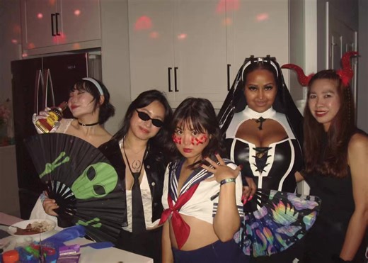 my little alien meeting my rave fam and special randos 🫶🫶 #SCREAM2025 #CapCut