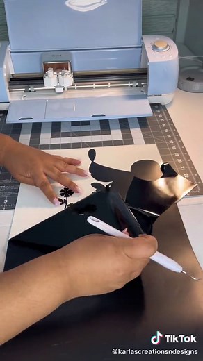 How to cut larger then mat with cricut. #largerthenmat #howto #cricutprojects #cricuthacks #decal #sticker #smallbusiness #crafts #craftersoftiktok