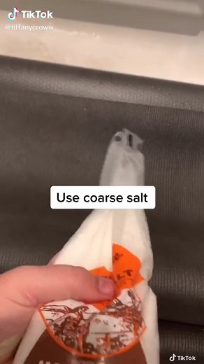 Effective Ways to Clean Your Yoga Mat