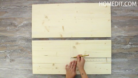 X Shaped Magazine Rack