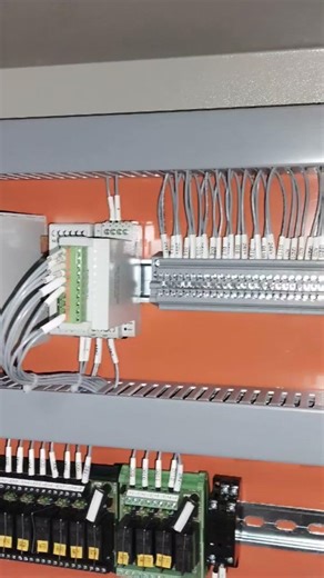 3 phase electrical panel wiring. ‪@OneCrElectrical‬