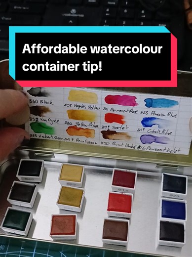 Starting out in watercolours a tip for a cheap container #artistsoftiktok #affordable #watercolour #watercolours #tipsandtricks