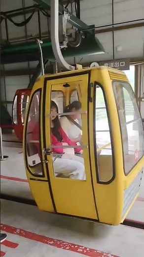 🇨🇳Flying Above the Mountains | Cable Car Tour