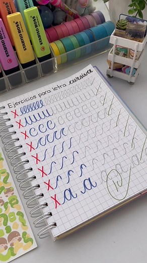 Aprende a Escribir en Cursivas con Estos Sencillos Ejercicios