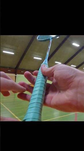 Late backhand in badminton – recover and return with control