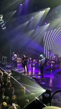Slowdive live @ TivoliVredenburg, Utrecht, Netherlands 2025.03.31