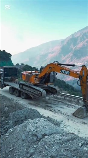 Insane Excavator Loading on Lorry 😱🚜 #shorts