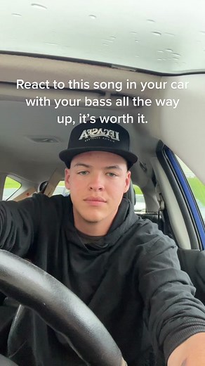 Loud Music Enthusiast: Best Bass Boosted Songs Collection