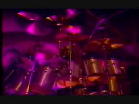 Strutter (Live 1980) | KISS