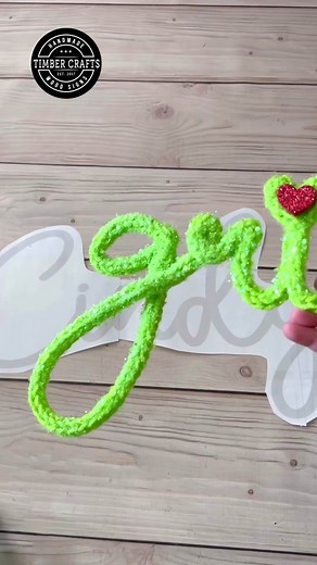 Yarn Sign Tutorial: DIY Christmas Decor | TimberCrafts
