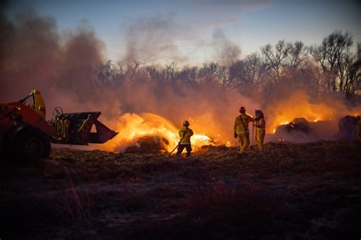Crews mopping up fire near Hutchinson; one home damaged