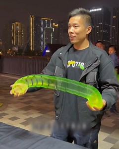 This might just be the coolest toy ever! | Trendy Magazine