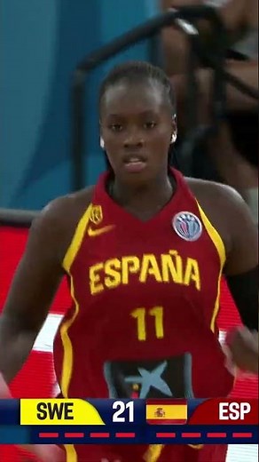 Awa Fam brilla en la despida de Hamburgo