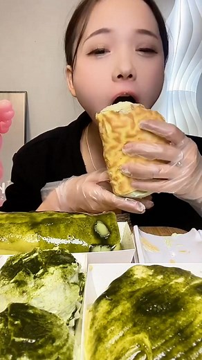 10K views · 325 reactions | Delicious cream cake eating show #creamcake #cheesecake #DeliciousEats #sweet #eatingshow #cake #cakelover #reelsviral #reelsvideo #reels #fyp | Jolly ASMR | Facebook