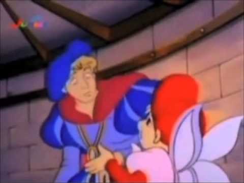 Alvin kisses Brittany