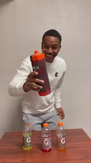 Mixing Gatorade Flavors with @jaylinreed7's Combo